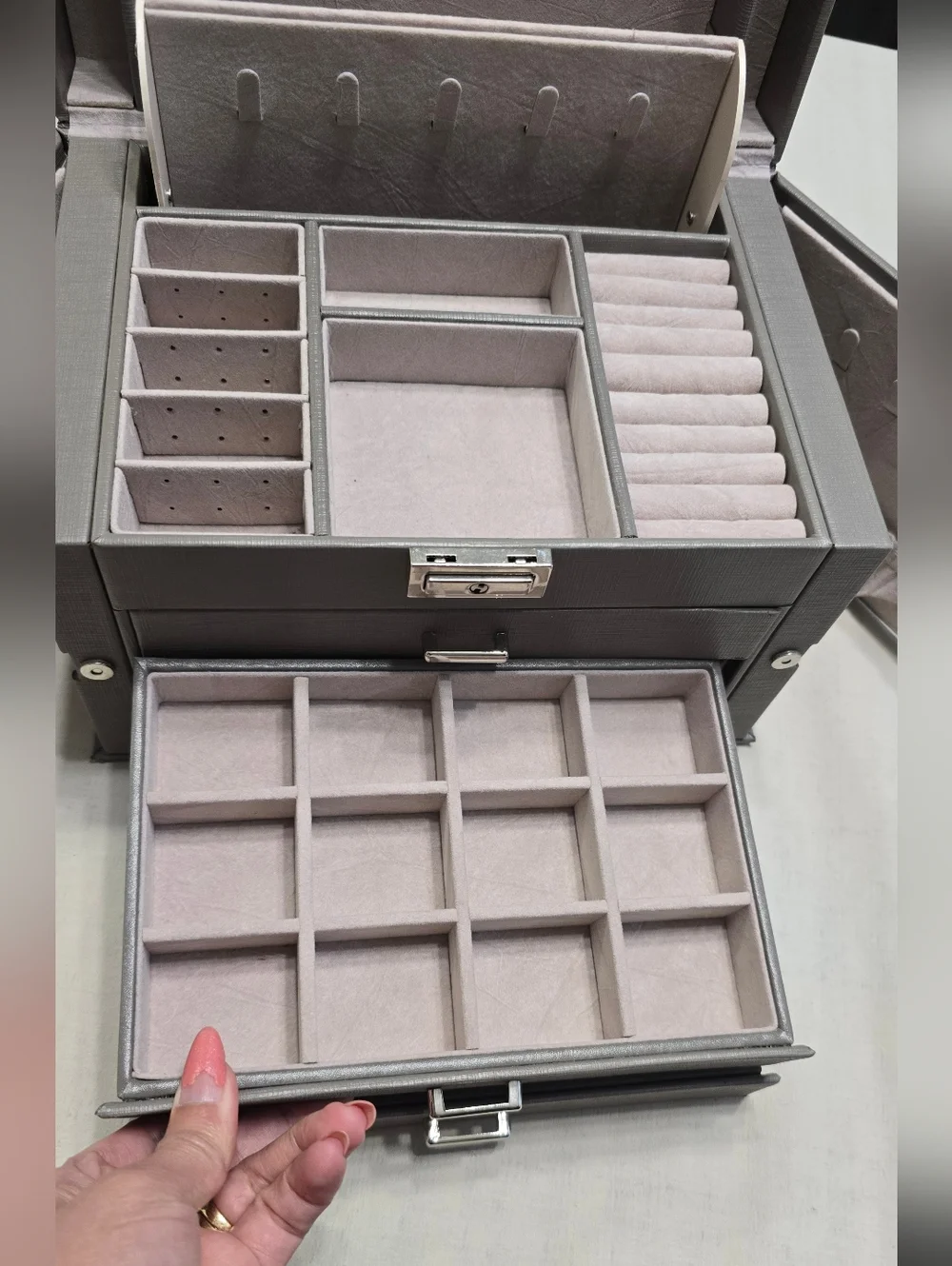 Gray Jewelry Organizer Box with Mirror - Brand Unspecified